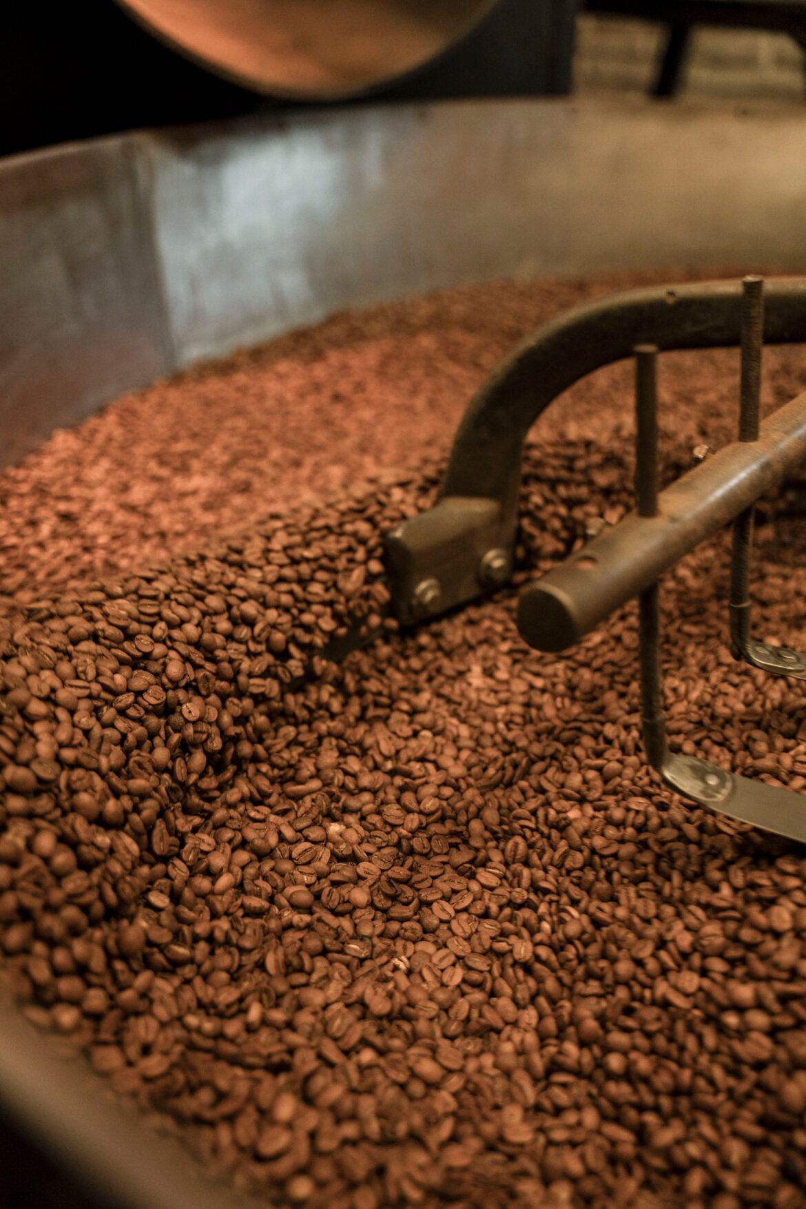Coffee beans roasting machine