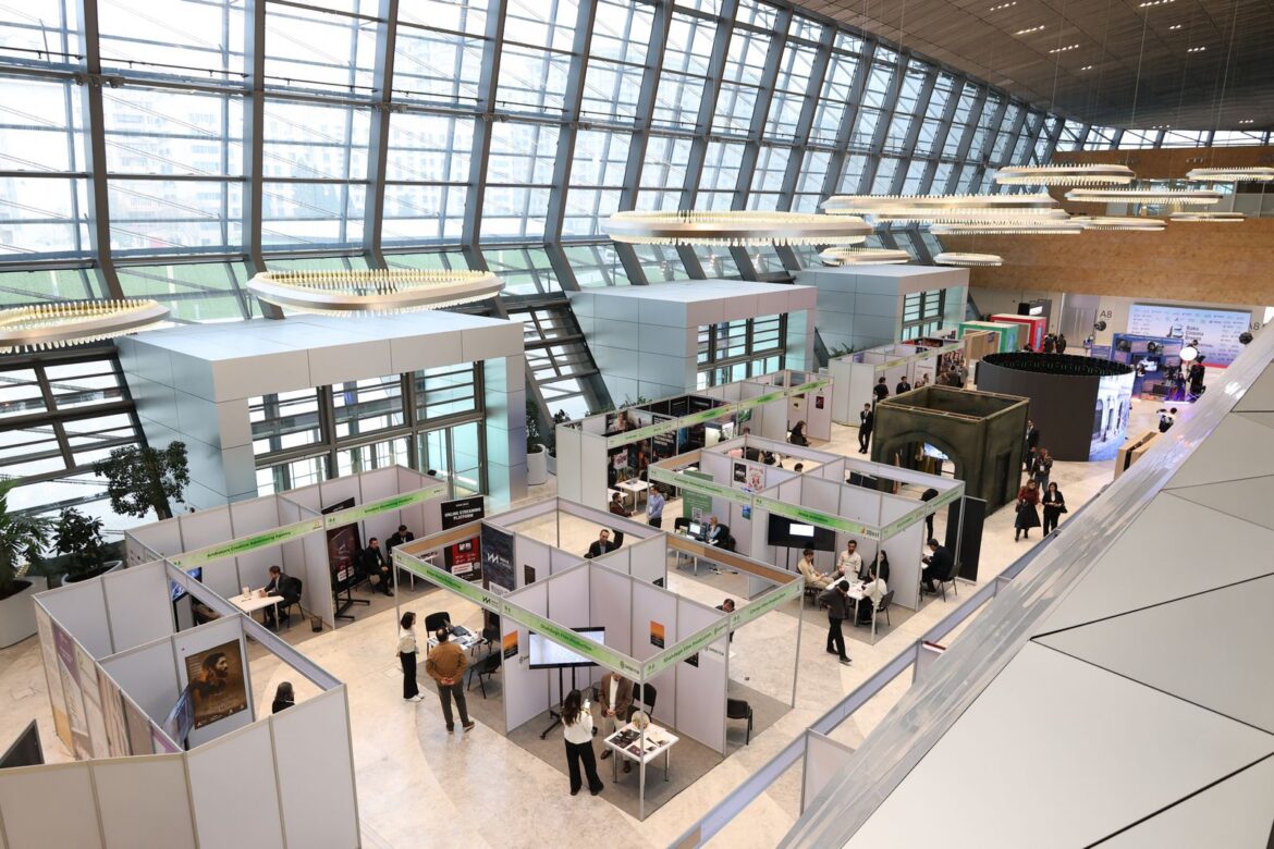 Trade show exhibition booths